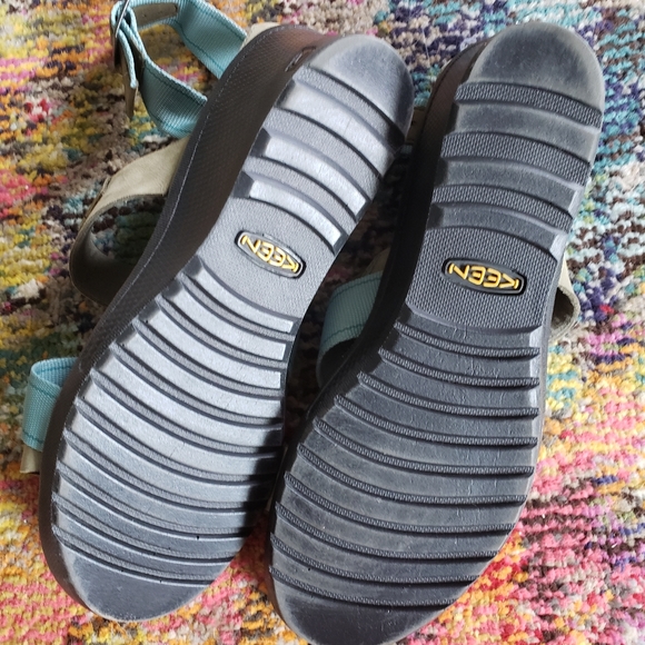 Keen like new leather upper wedge - Picture 5 of 7